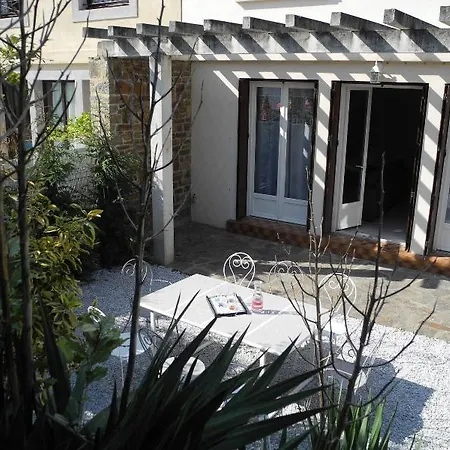 Prázdninový dům Vue Sur Cite - *